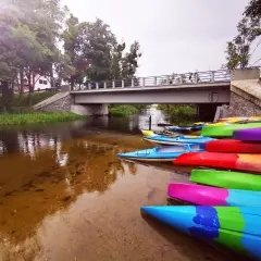 Mazury: Spływ kajakowy z noclegiem trasy, koszty, porady