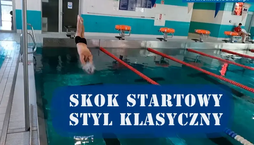 Jak dobrze pływać żabką? Opanuj technikę i unikaj błędów!